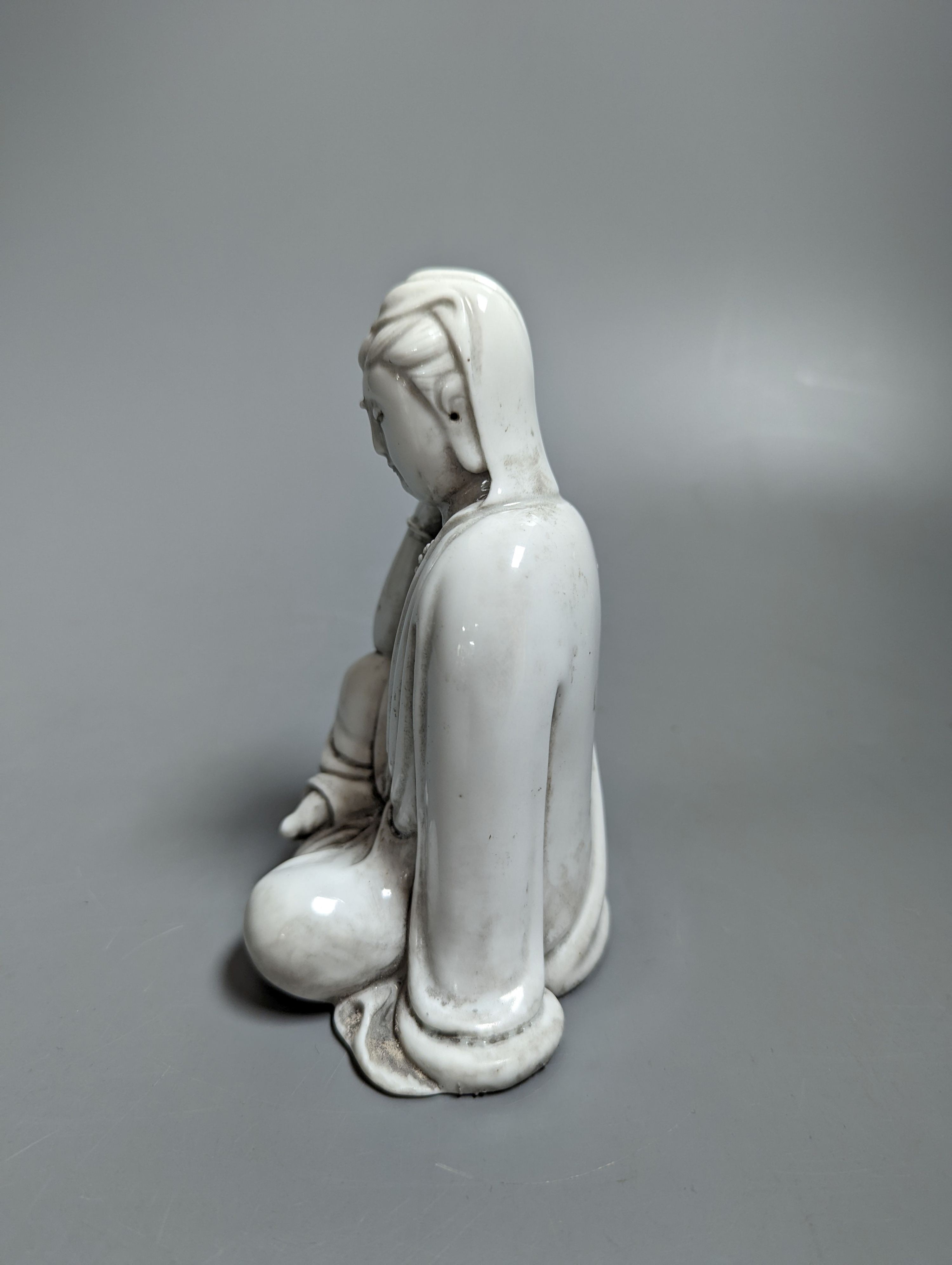 A Chinese blanc de chine figure of Guanyin 13cm